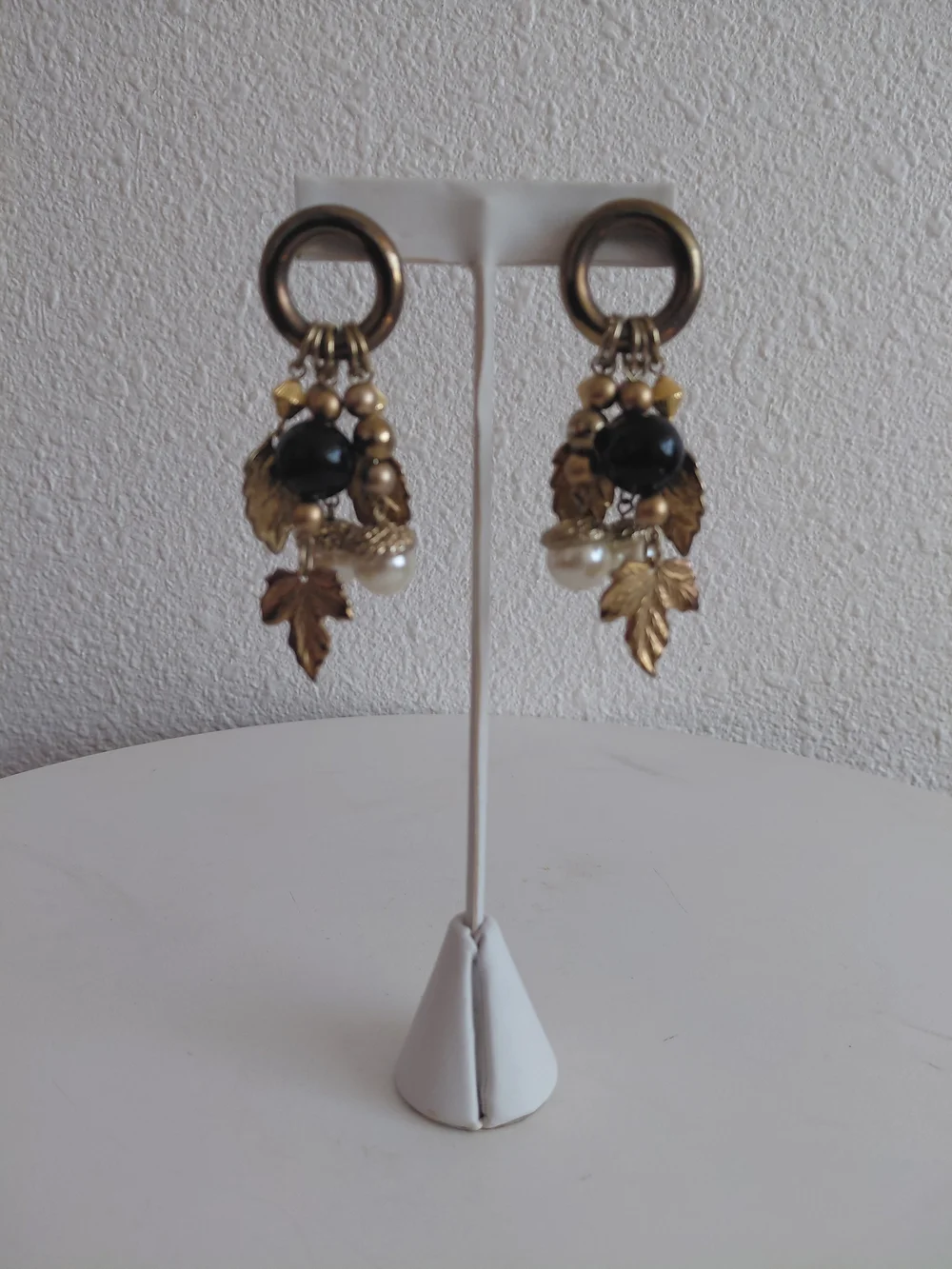 Vtg Unique Design Brass Leaf Faux Pearl Black Acrylic Dangle Studs Earring